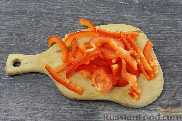 Мясной салат с морковью по-корейски и болгарским перцем